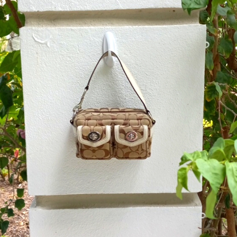Coach Utilitarian Minibag
